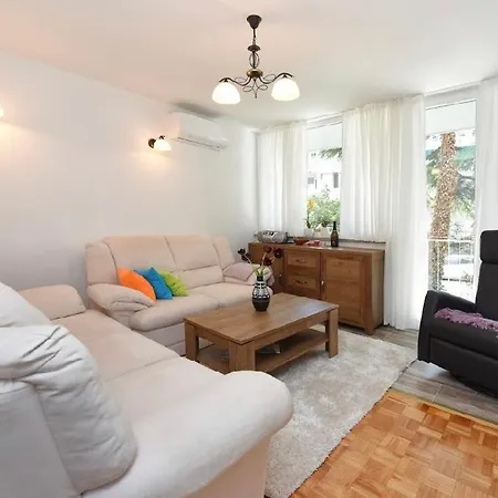 Apartman Lopez Pintar *