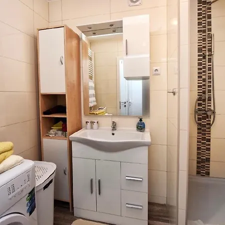 Apartman Lopez Pintar Apartment *